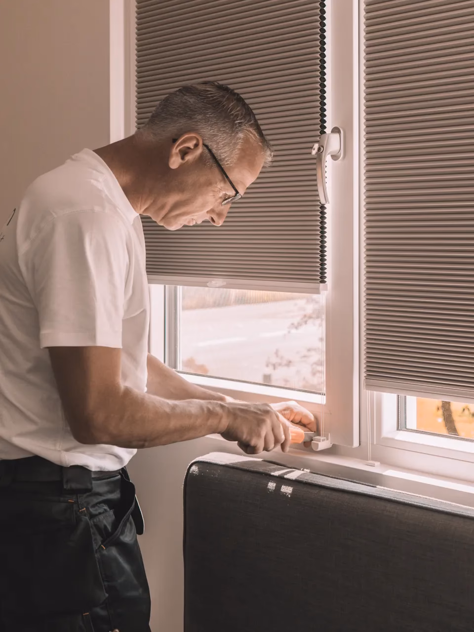 Wat betekent op de dag monteren?